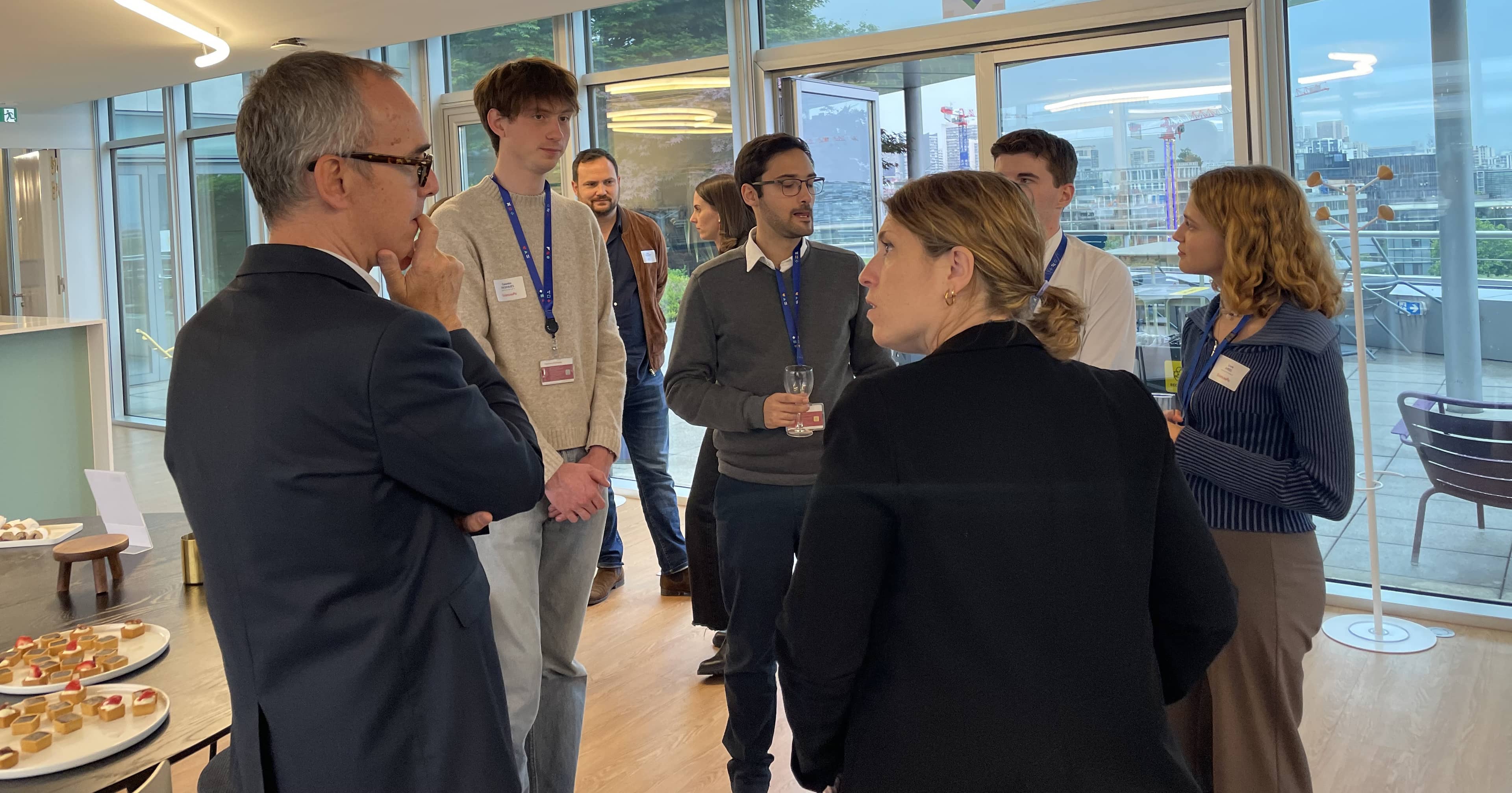 afterwork mentors-mentorés pour les étudiants de l'école urbaine de Sciences Po, à la Maison de la RATP