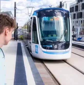 Tram T10